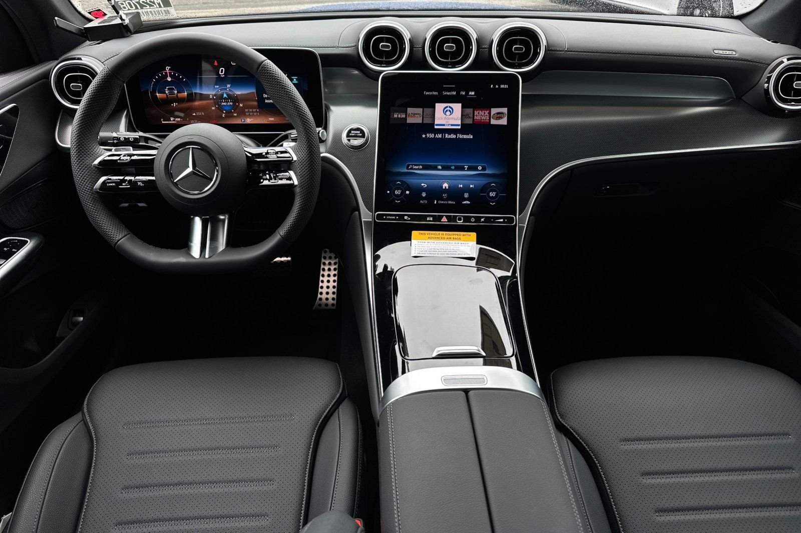 2026 Mercedes-Benz GLC Base - Photo 2