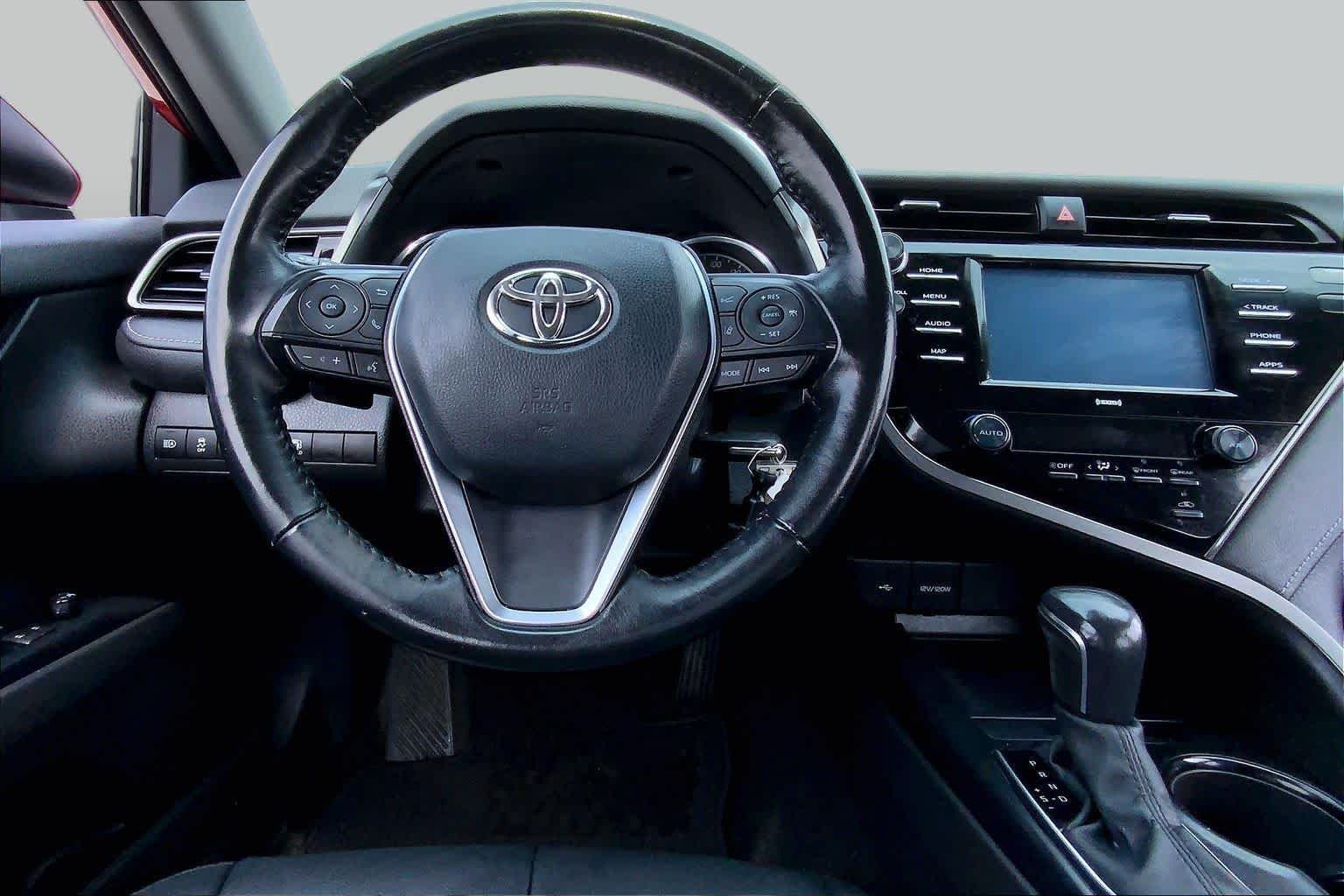 Used 2020 Supersonic Red Toyota SE image 6