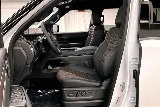 New 2026 Everest White Pearl Tricoat Nissan Platinum Reserve image 10