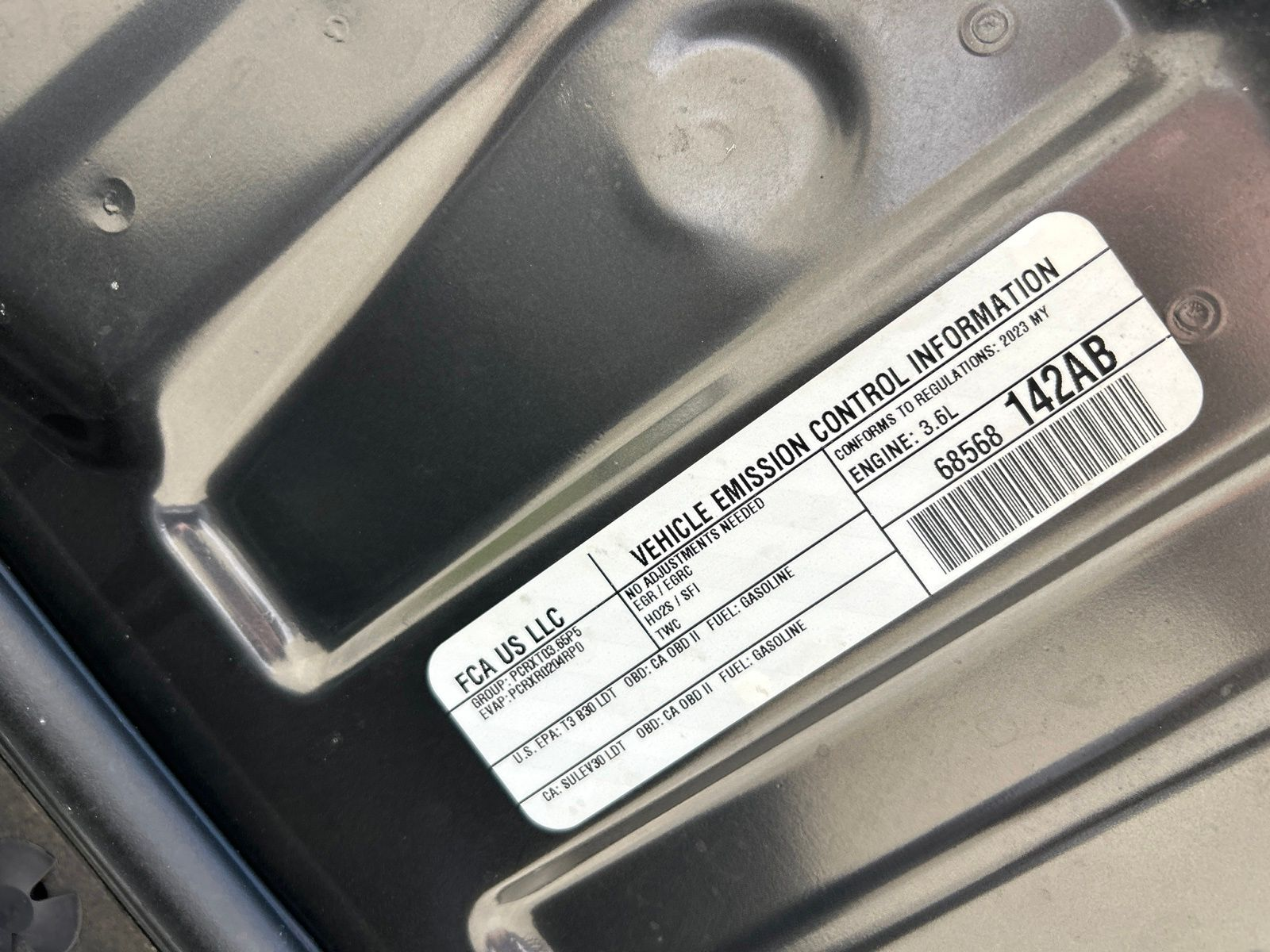Used 2023 Gray Jeep Limited image 39