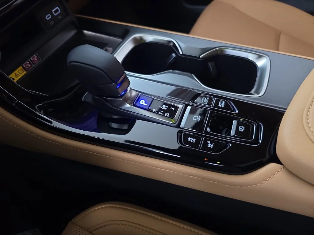 New 2026 Ultra White Lexus PREMIUM PLUS AWD image 23
