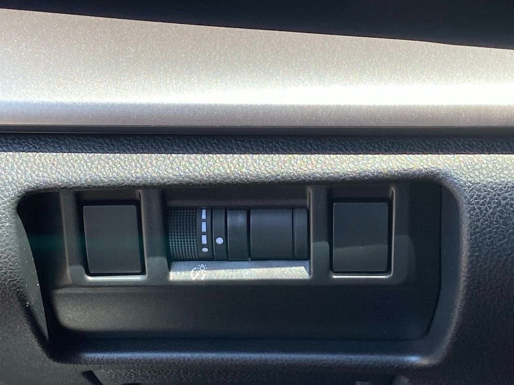 Used 2025 Blue Subaru Base image 22