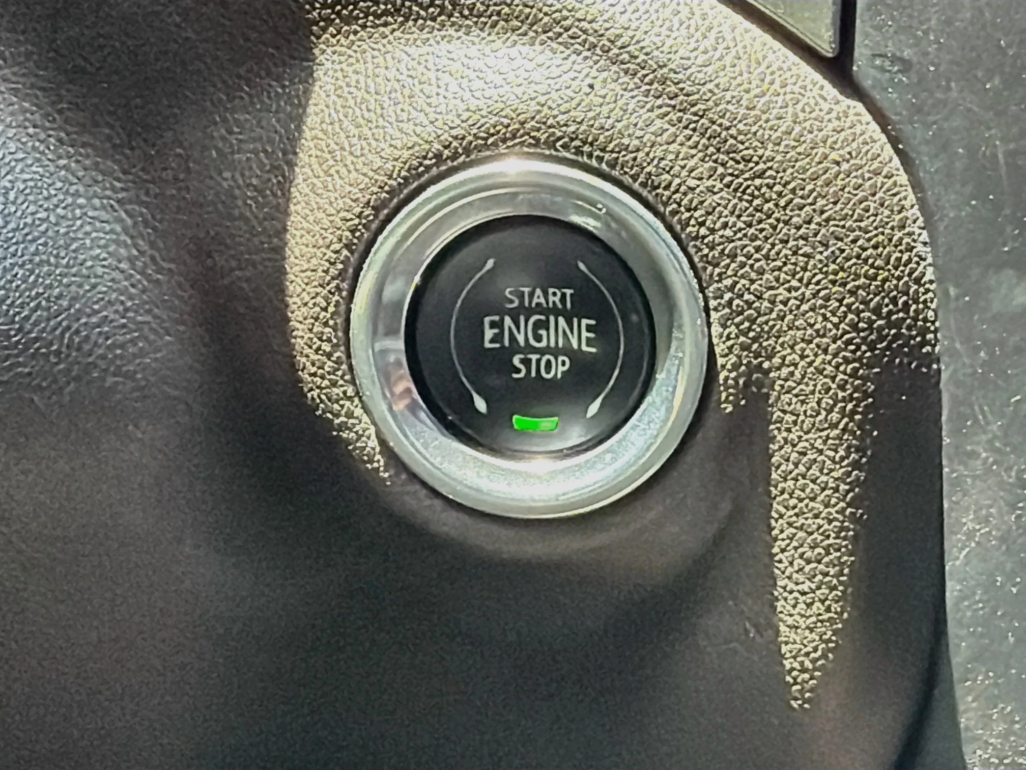 Used 2020 Summit White Chevrolet LT image 32