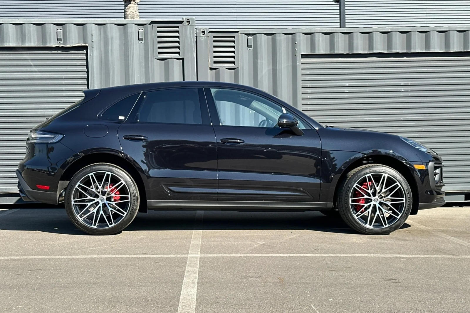 2026 Porsche Macan S - Photo 9