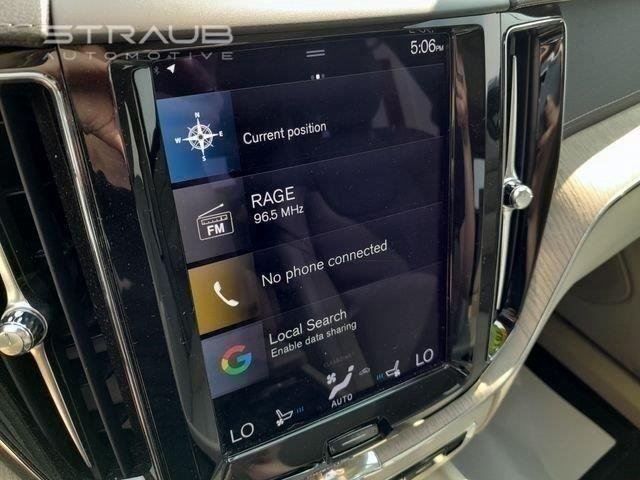 Used 2021 Crystal White Metallic Volvo Inscription image 20