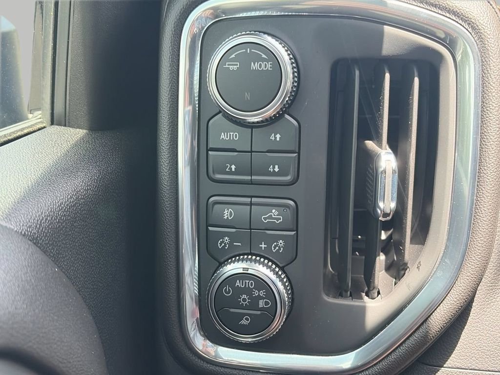 Used 2023 Blue GMC AT4 image 20