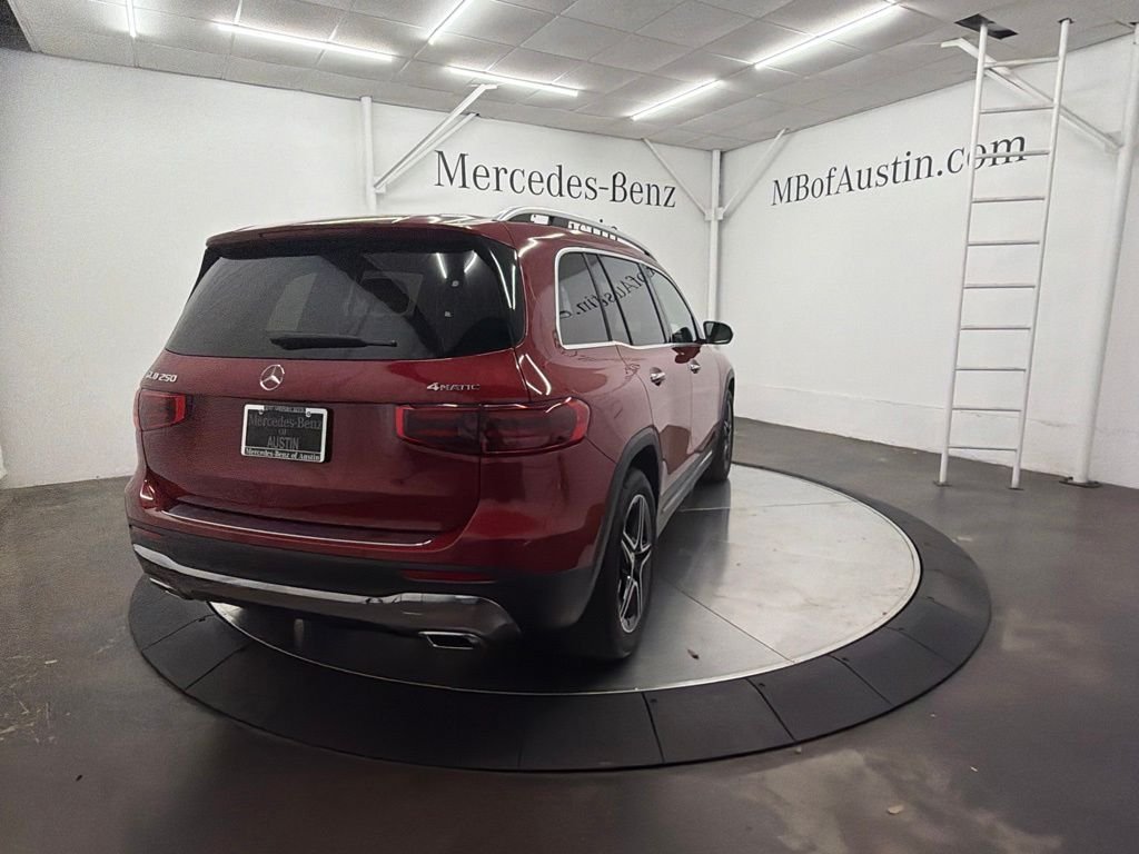 New 2026 MANUFAKTUR Patagonia Red Metallic Mercedes-Benz GLB 250 image 7