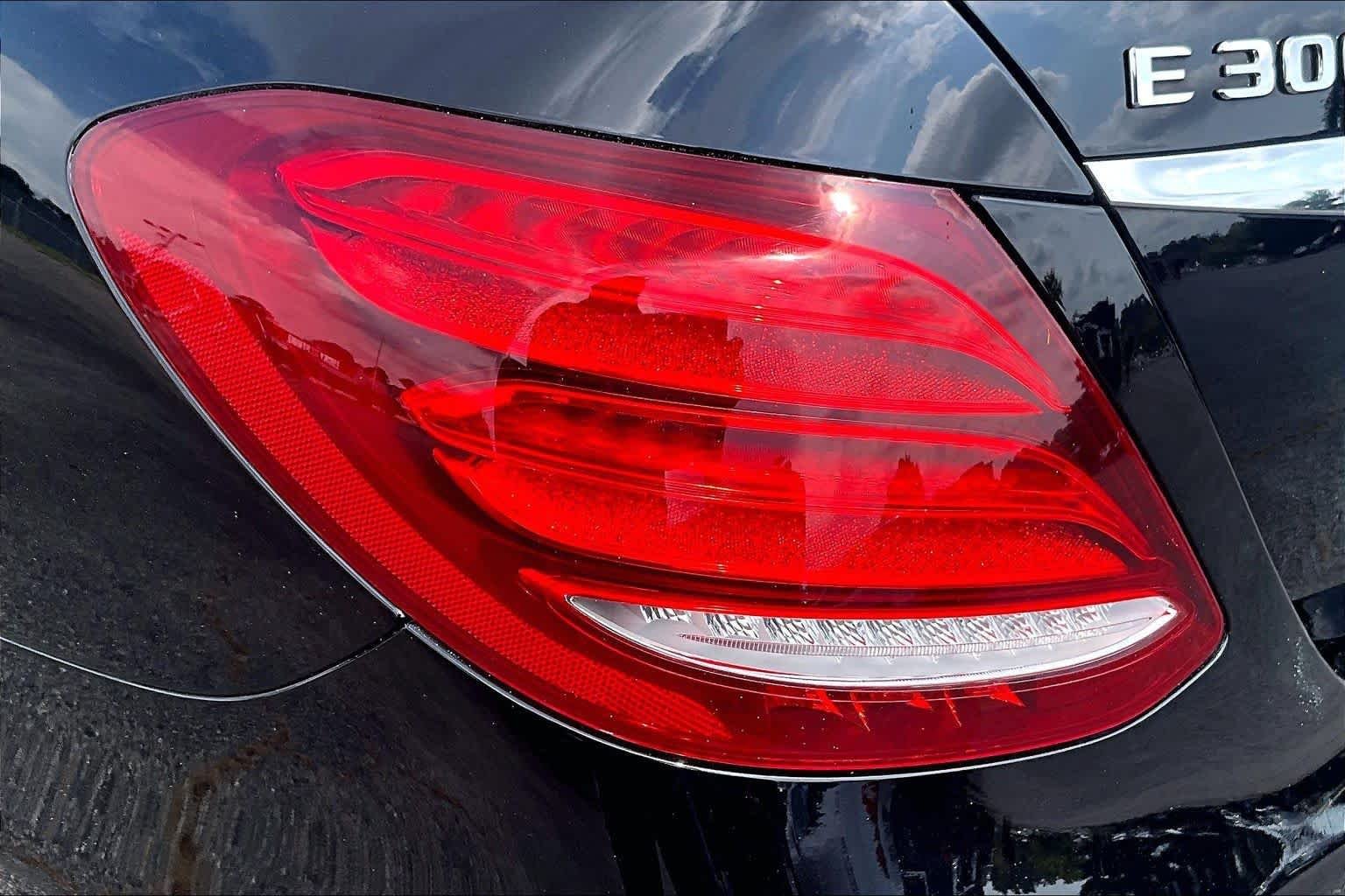 Used 2018 Black Mercedes-Benz E 300 image 29