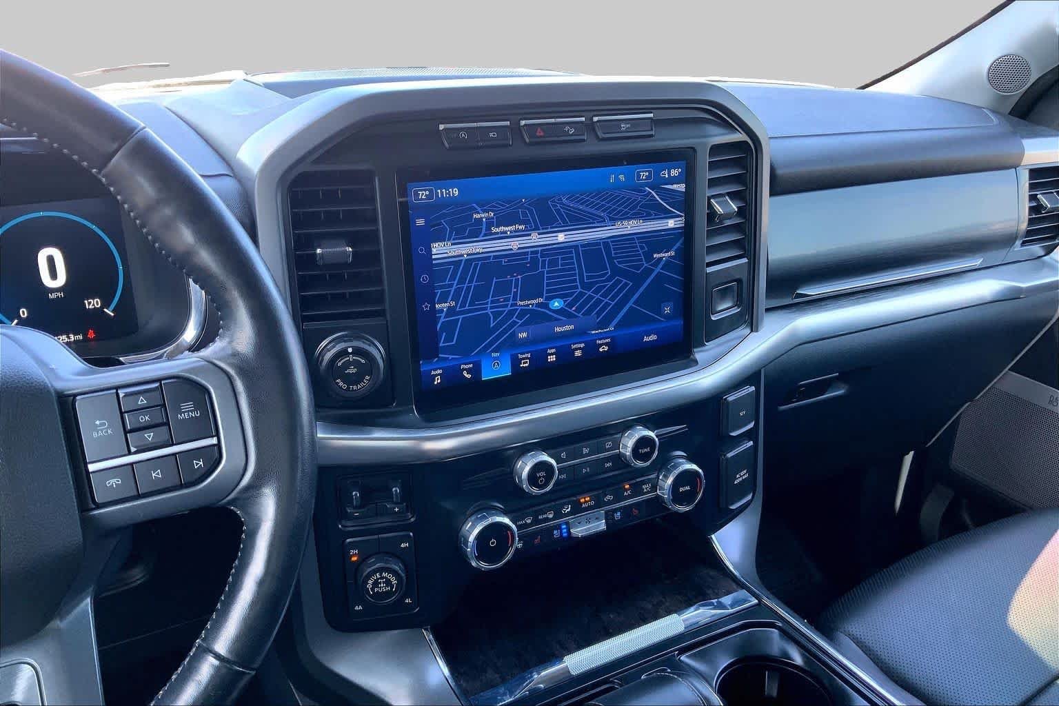 Used 2023 Iconic Silver Metallic Ford LARIAT image 7