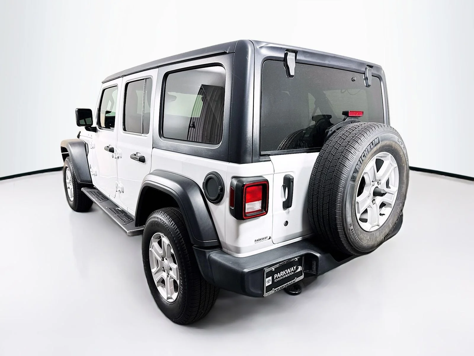 Used 2019 White Jeep Unlimited Sport S image 5