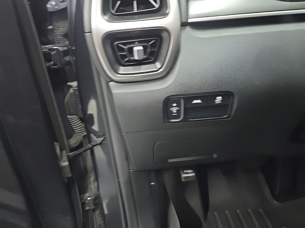 Used 2021 Gray Kia S image 10
