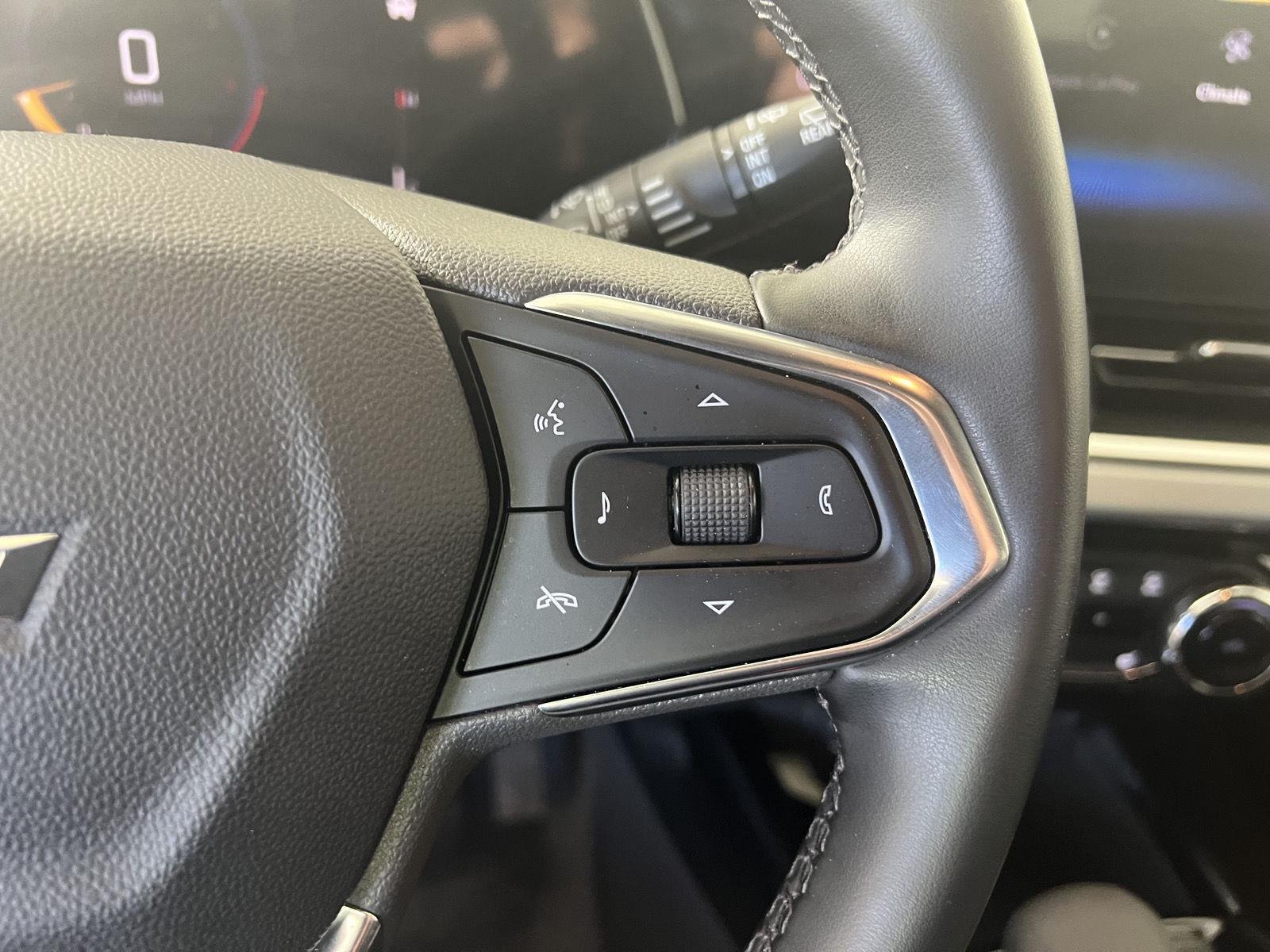 Used 2025 Crimson Metallic Chevrolet LT image 9
