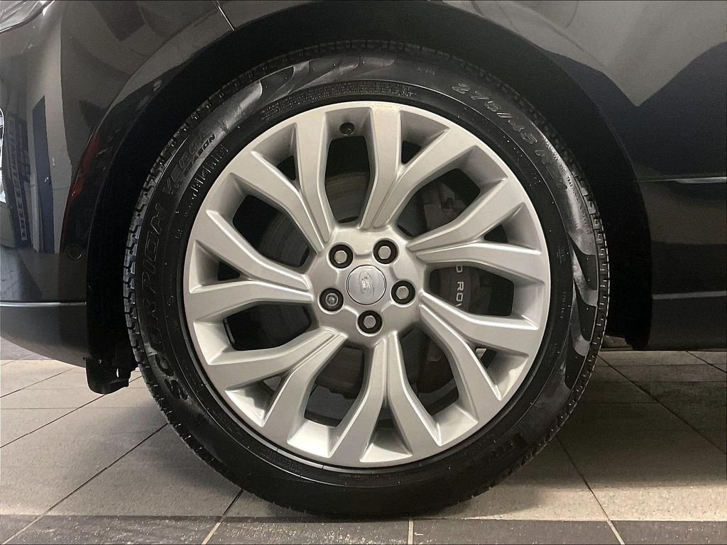 Used 2021 Black Land Rover Westminster image 7