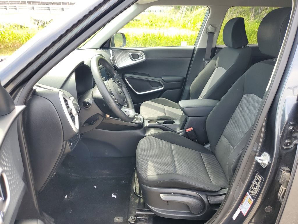Used 2020 Grey Kia LX image 8