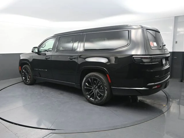 New 2026 High Gloss Black Exterior Paint Jeep Summit Reserve image 7