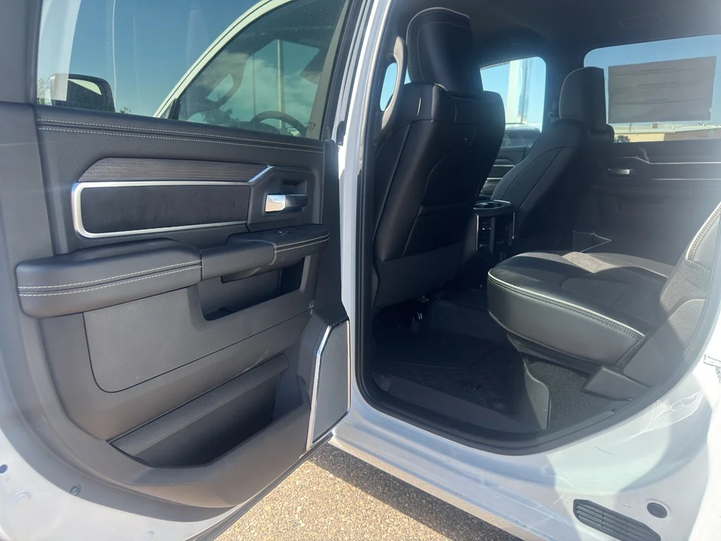 New 2026 Bright White Clear-Coat Exterior Paint RAM Laramie image 13