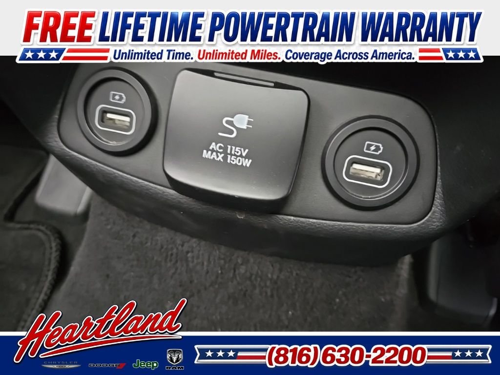Used 2022 Black Hyundai Limited image 84