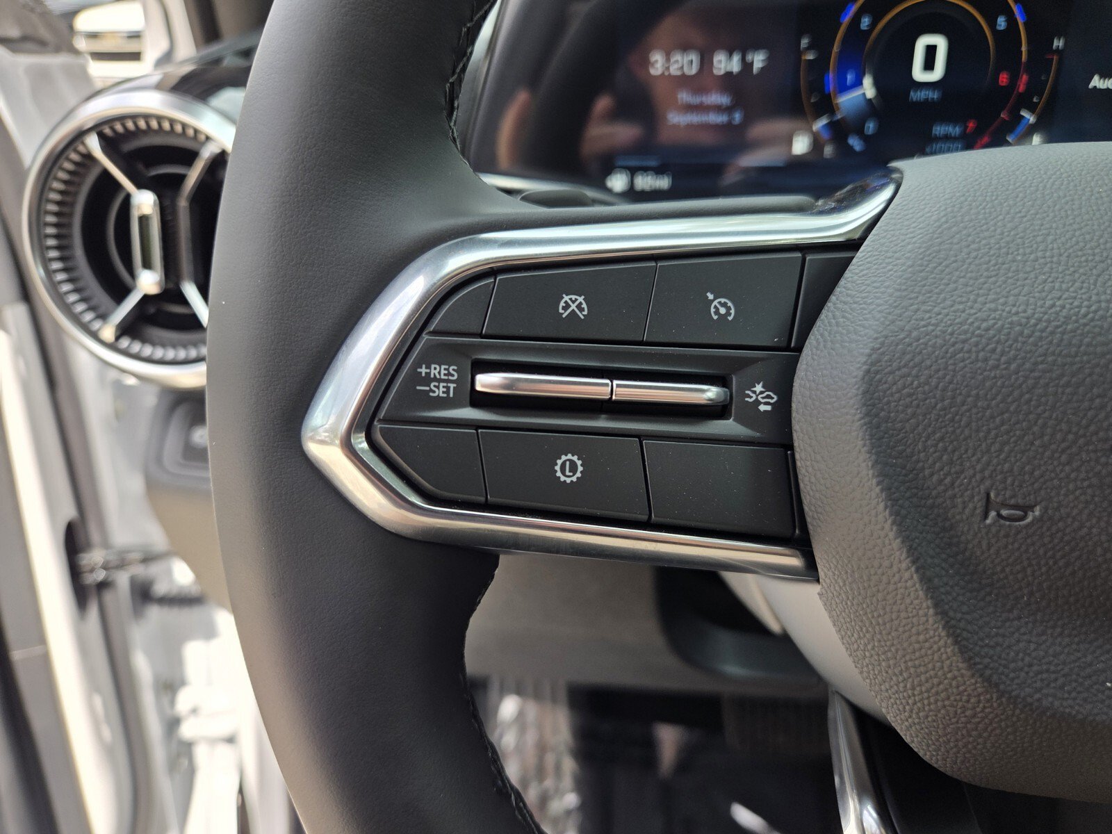 2027 Chevrolet Equinox LT - Photo 32