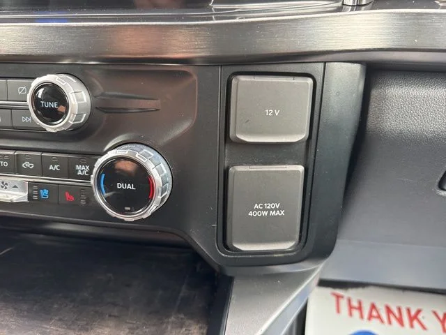 Used 2024 Oxford White Ford Lariat image 18
