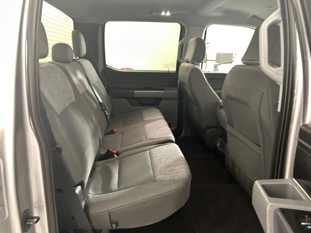 Used 2022 Silver Ford XLT image 17