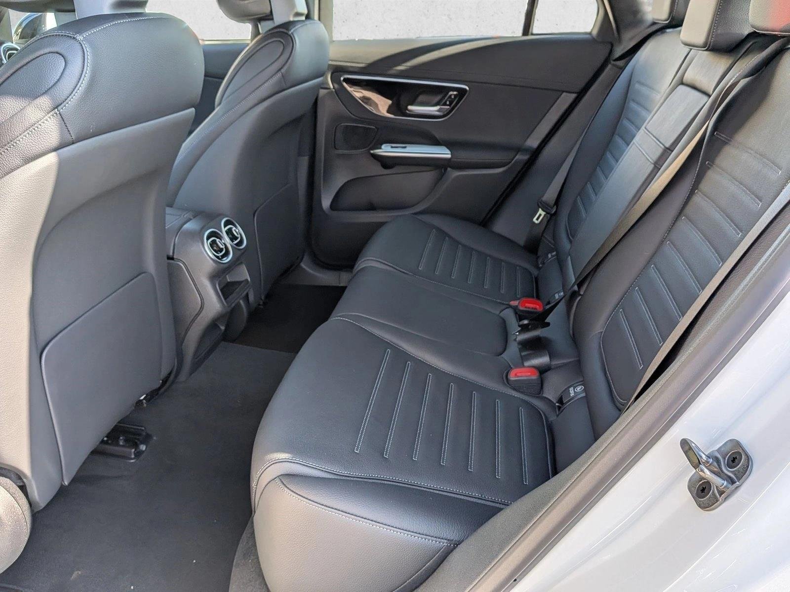 New 2026 Polar White Mercedes-Benz AMG® GLC 43 4MATIC SUV image 18