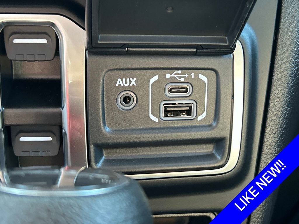 Used 2025 Red Jeep Sport S image 24