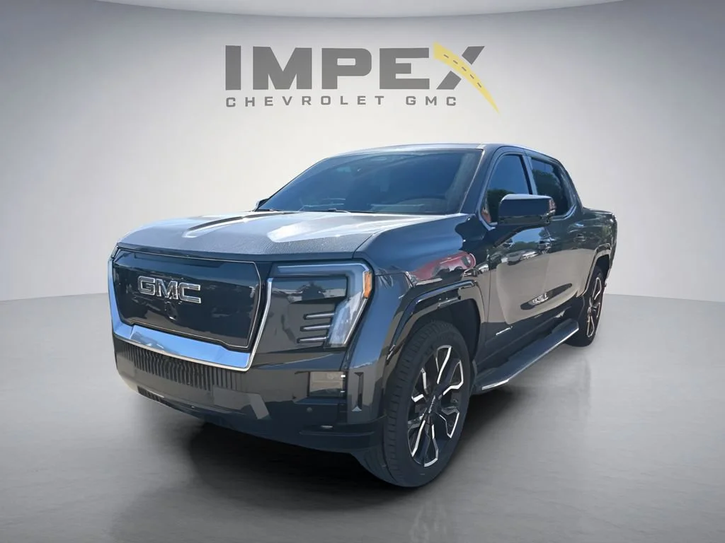 Used 2025 Deep Ocean Metallic GMC Max Range Denali image 6