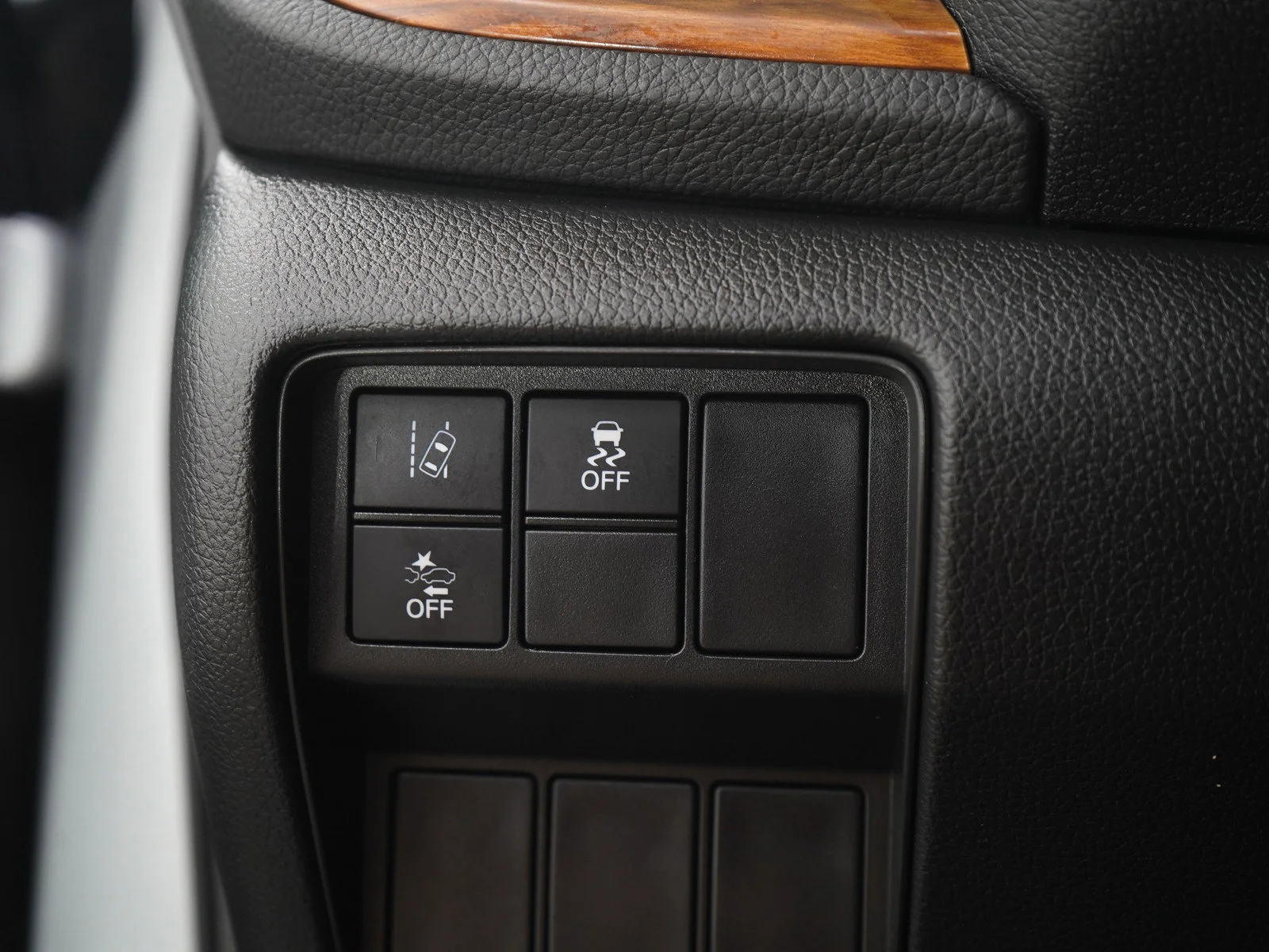 Used 2019  Honda EX AWD image 24