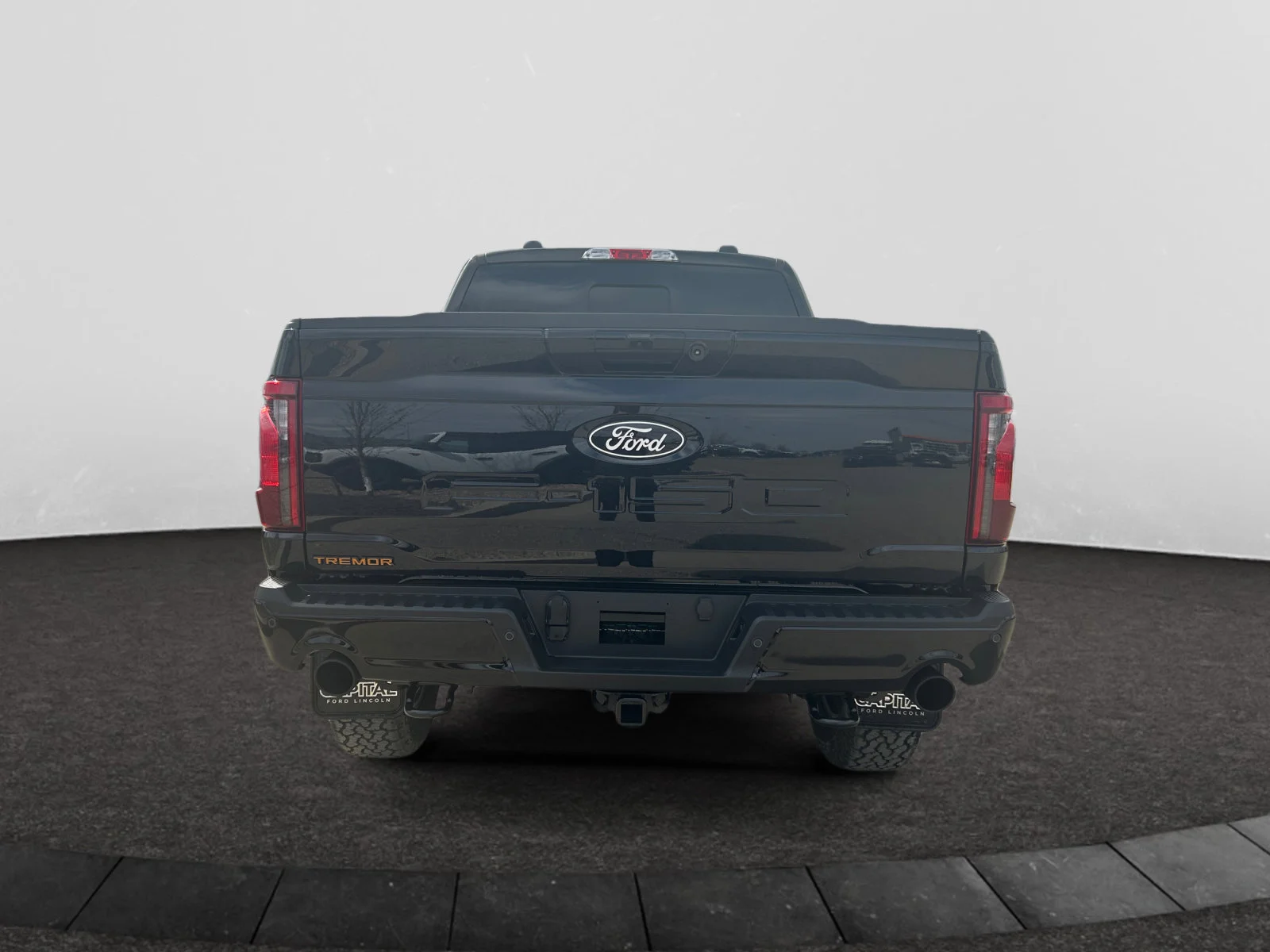 New 2026 Agate Black Metallic Ford Tremor image 4