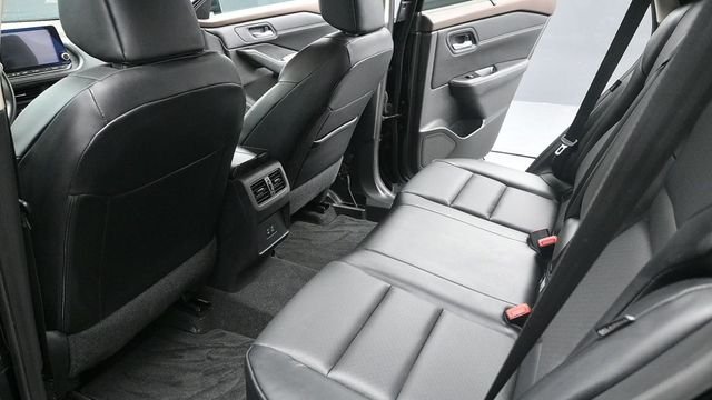 Used 2023 Black Nissan SV image 13