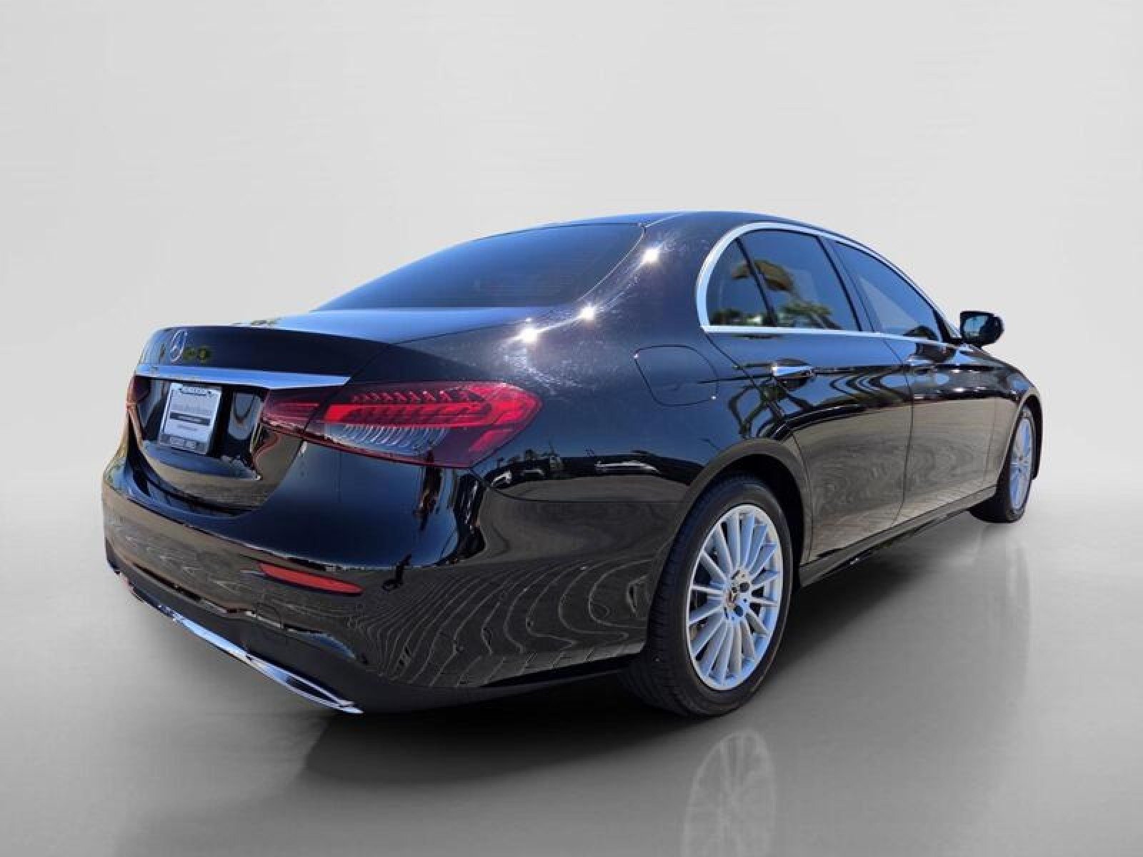 Certified Used 2022 Black Mercedes-Benz E 350 image 5