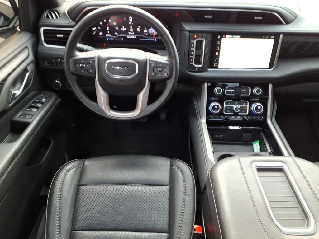 Used 2023 White Frost Tricoat GMC Denali image 3