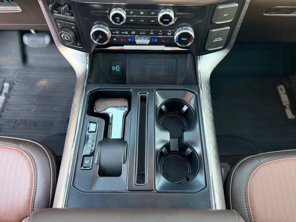 Used 2022 Red Ford King Ranch image 29