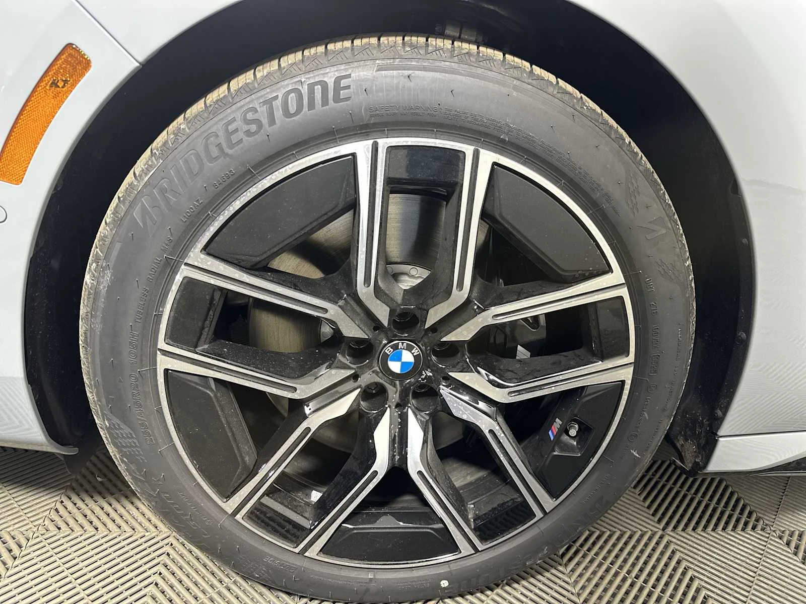 New 2026 Brooklyn Grey Metallic BMW 760i xDrive image 10