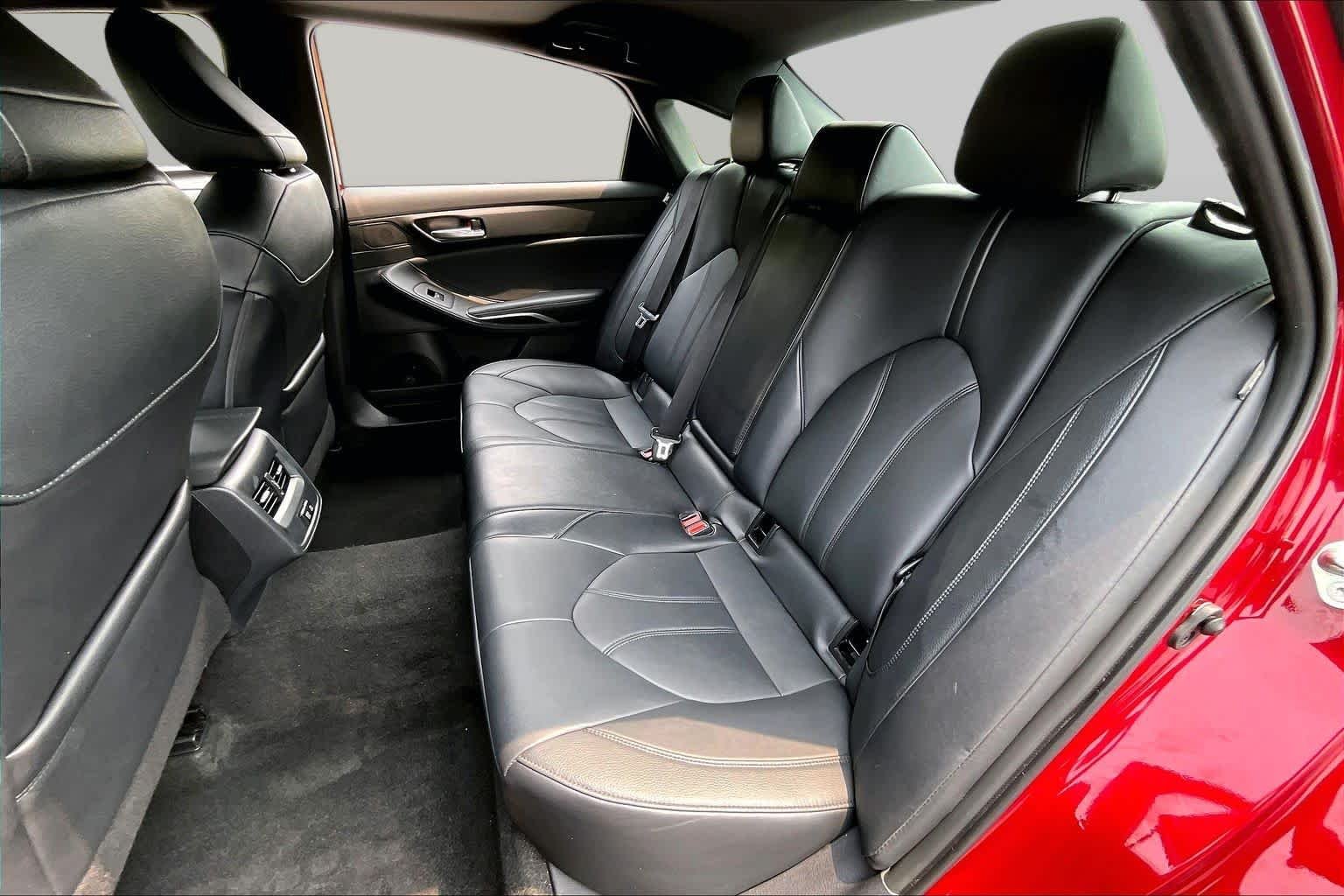 Used 2021 Ruby Flare Pearl Toyota XLE image 20