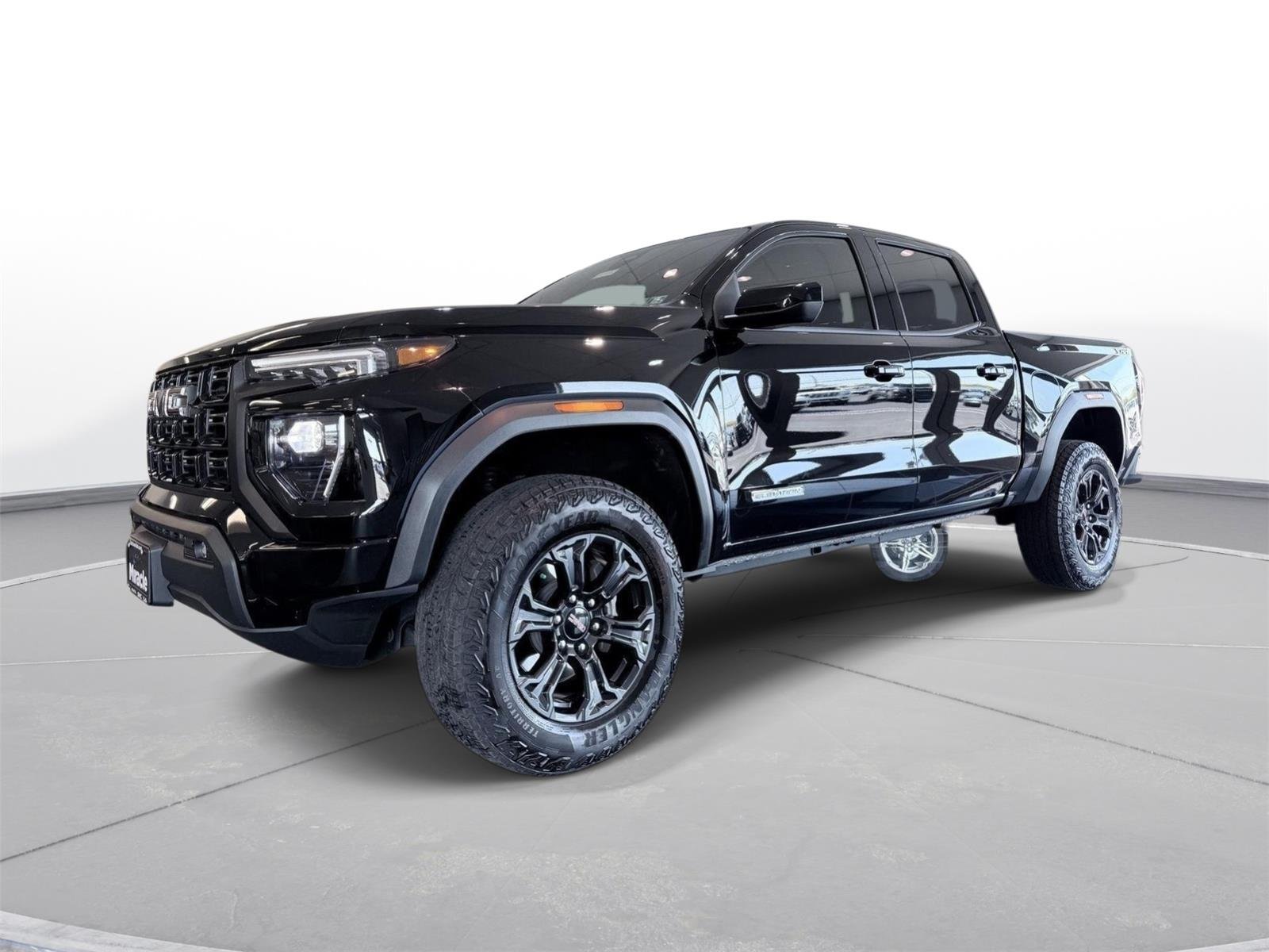 Used 2025 Onyx Black GMC Elevation image 3
