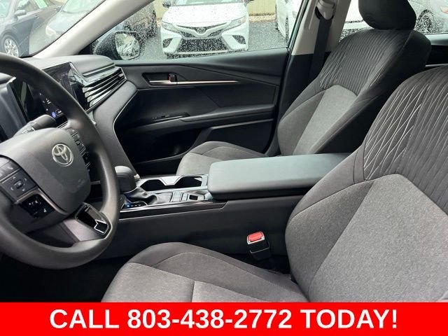 Used 2025  Toyota LE image 9