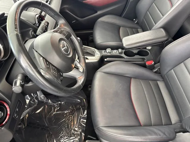 Used 2016 White Mazda Touring image 20