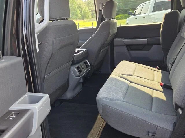 Used 2021 Black Ford XLT image 7