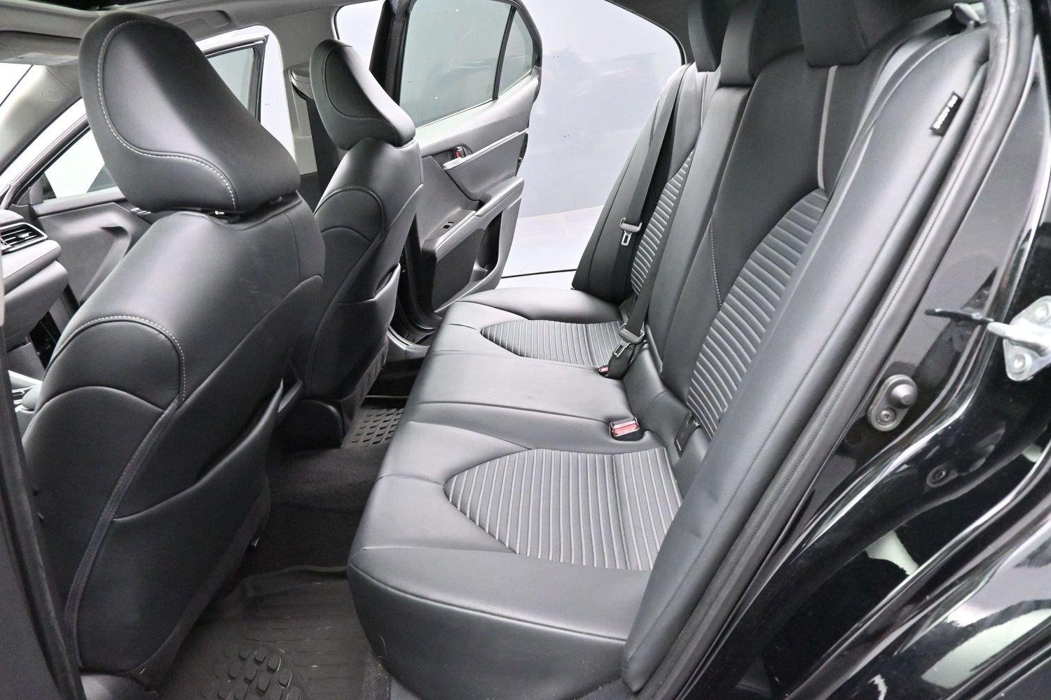 Used 2021 Midnight Black Metallic Toyota SE image 29