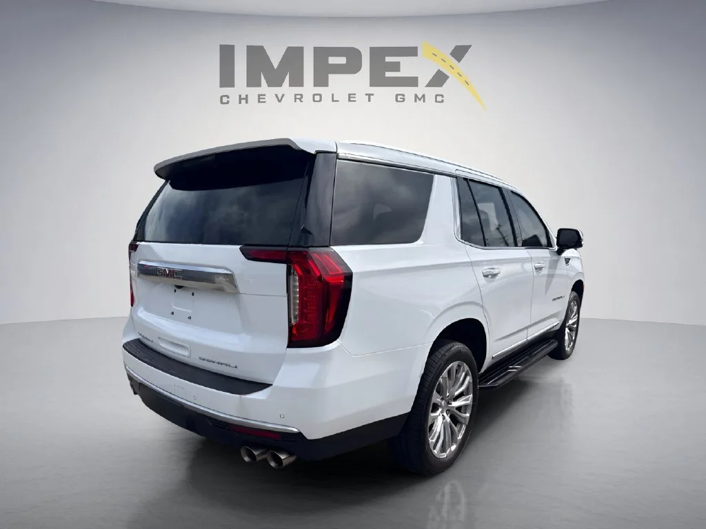 Used 2024 Summit White GMC Denali image 5