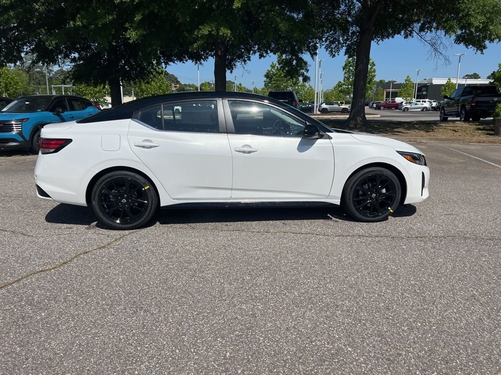 2025 Nissan Sentra SR Midnight Edition photo 4