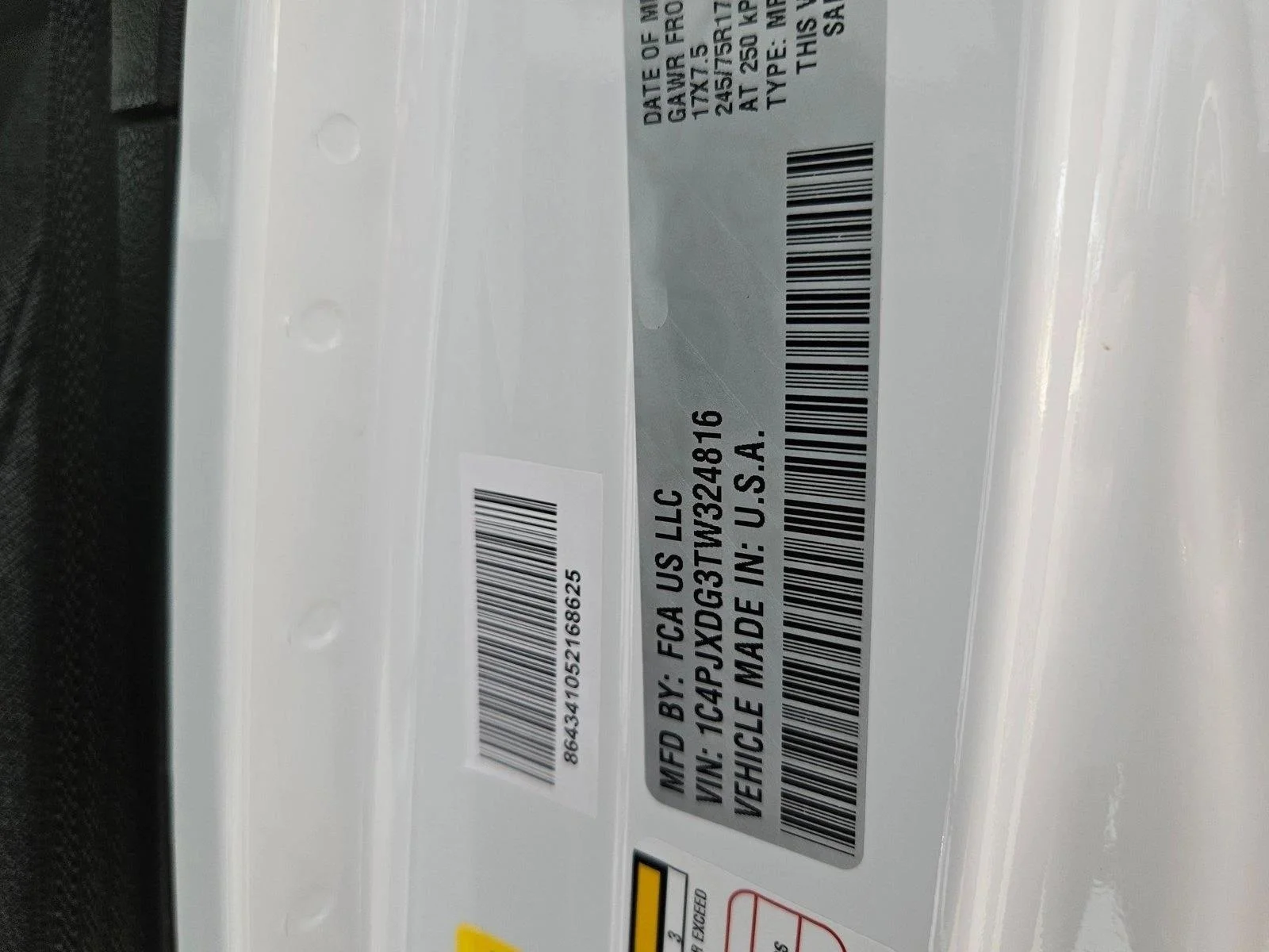 New 2026 Bright White Clear-Coat Exterior Paint Jeep Sport S image 16