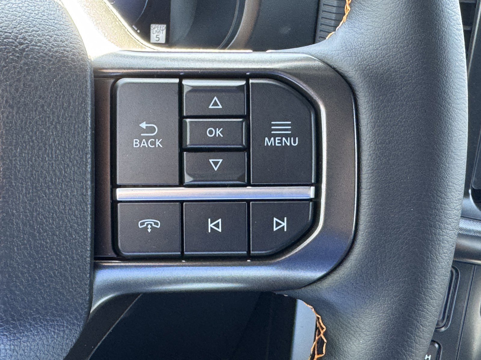 New 2025 Agate Black Metallic Ford Tremor® image 22