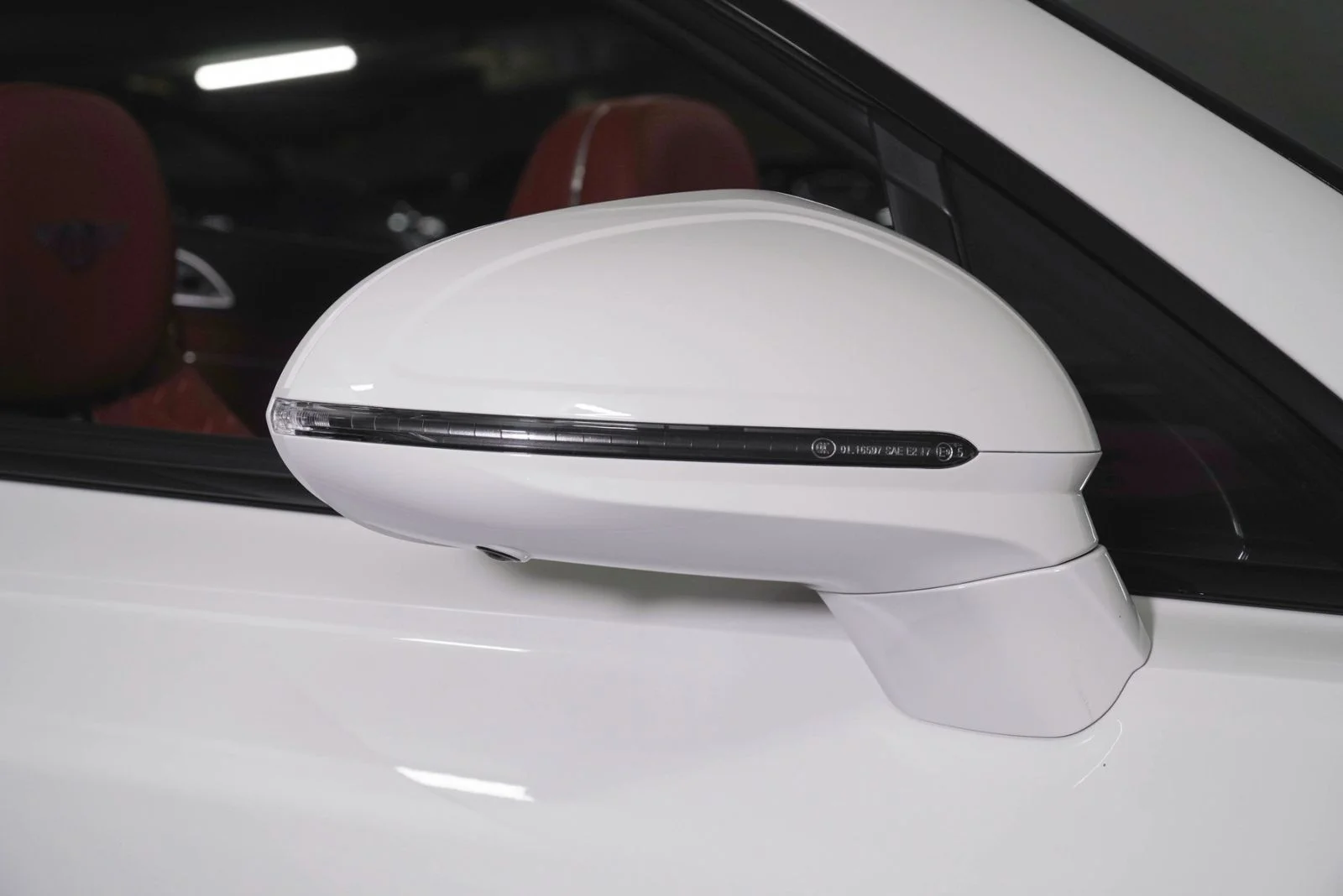 Used 2022 White Bentley  image 10