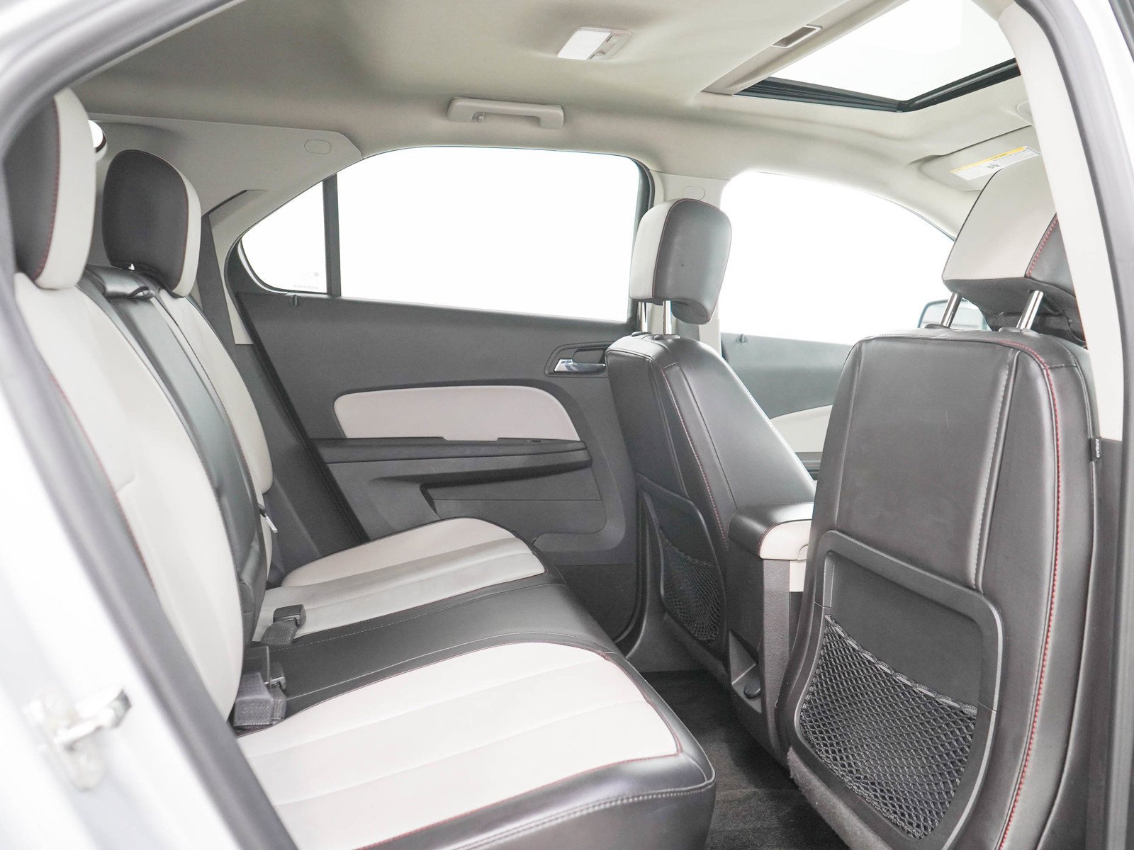 Used 2015 Silver Ice Metallic Chevrolet Ltz image 14
