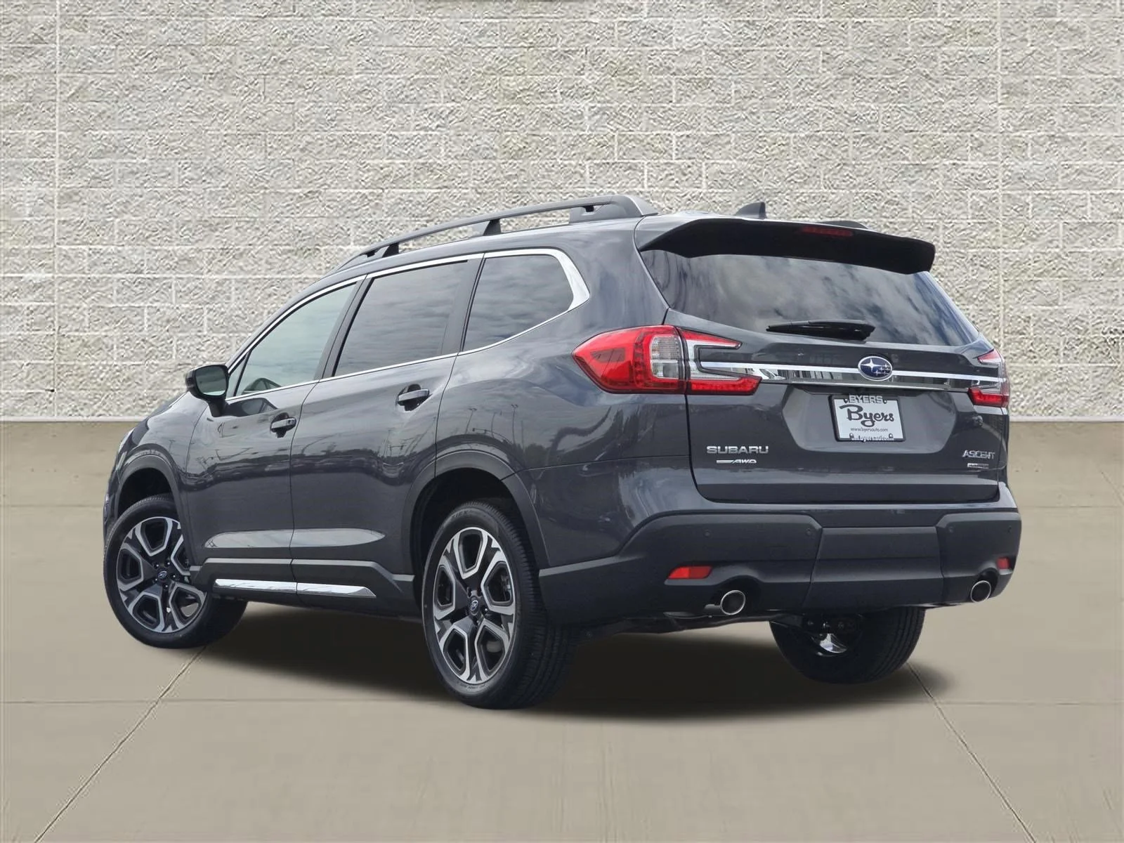 New 2026 Magnetite Gray Metallic Subaru Limited image 5