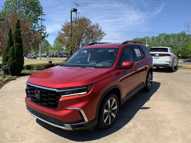 2025 Honda Pilot Elite AWD's photo
