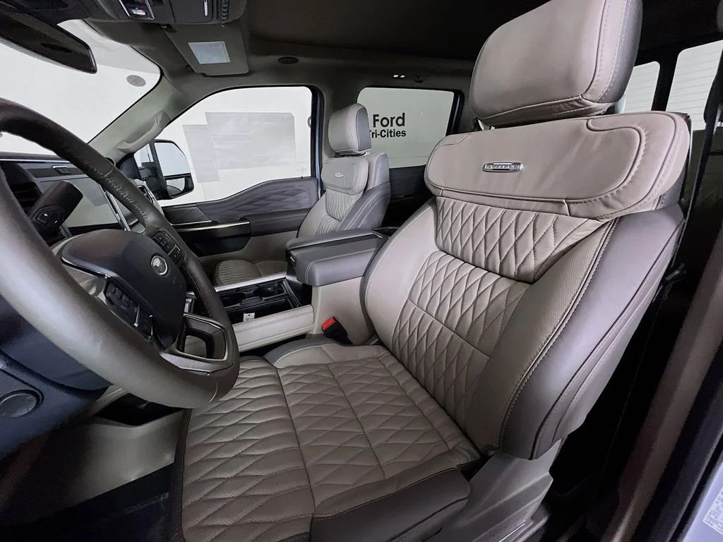 2026 Ford F-350 Super Duty Platinum - Photo 25