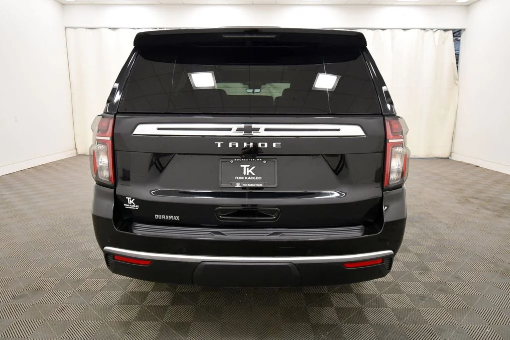 Used 2024  Chevrolet High Country image 6
